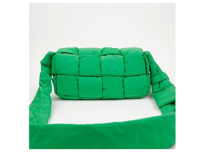 Bottega Veneta Borsa a tracolla Padded Tech Cassette Green - vista 4