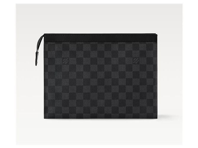 Louis Vuitton Pochette Voyage MM Damier Pattern Black - vue 7