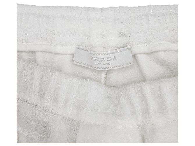 Prada Bermuda in spugna da uomo con logo triangolare Bianco - vista 7