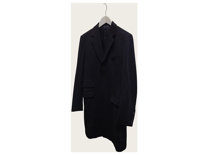 Gucci Black Multi-Pocket Decorative Button Wool Chester Coat - view 2