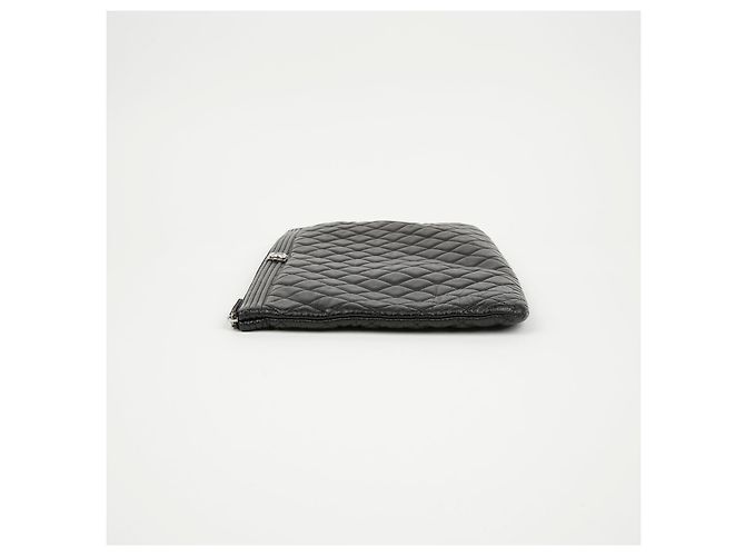 Chanel Clutch Boy in pelle d'agnello nera - vista 6