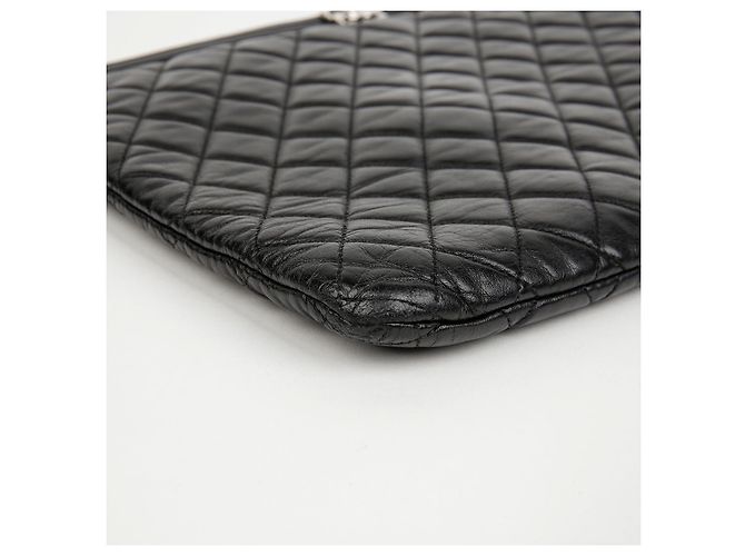 Chanel Clutch Boy in pelle d'agnello nera - vista 8