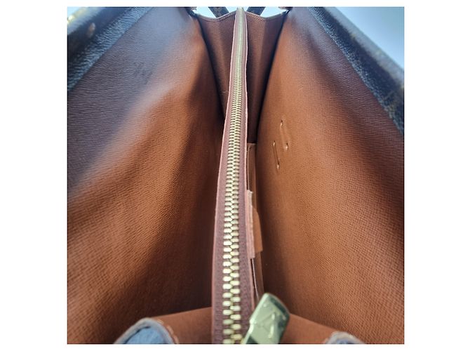 Louis Vuitton Borsetta in pelle Monogram - vista 17