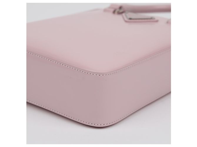Prada Borsa Tote piccola in pelle spazzolata con logo Triangle Alabaster Pink - vista 9