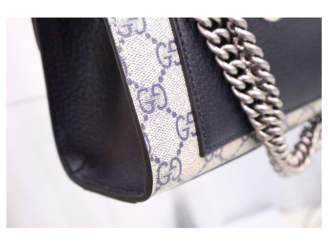 Padlock Gucci Borsa a tracolla Small Chain con lucchetto GG Supreme - vista 11