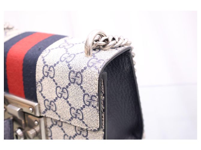 Padlock Gucci Borsa a tracolla Small Chain con lucchetto GG Supreme - vista 13