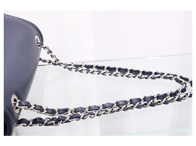 Chanel Borsa a spalla Timeless CC Caviar Flap Navy - vista 14
