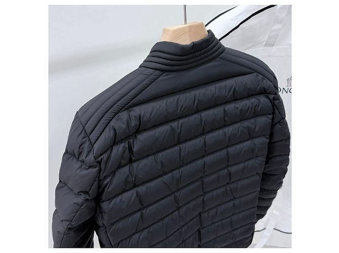 Moncler Amio Lightweight Down Jacket Black - view 5