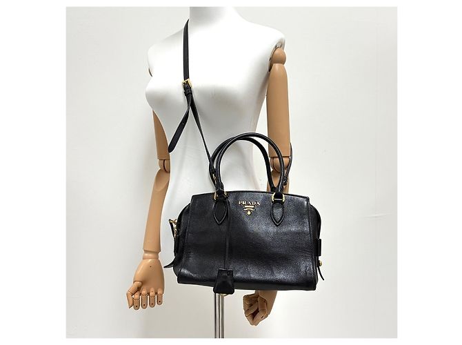 Prada Borsa Tote in Pelle di Vitello Borsa a Tracolla Nera - vista 3