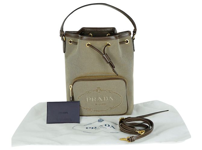 Prada Borsa crossbody a secchiello in tessuto jacquard con logo ricamato - vista 6