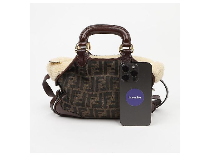 Fendi Shopper aus Kunstshearling - Ansicht 10