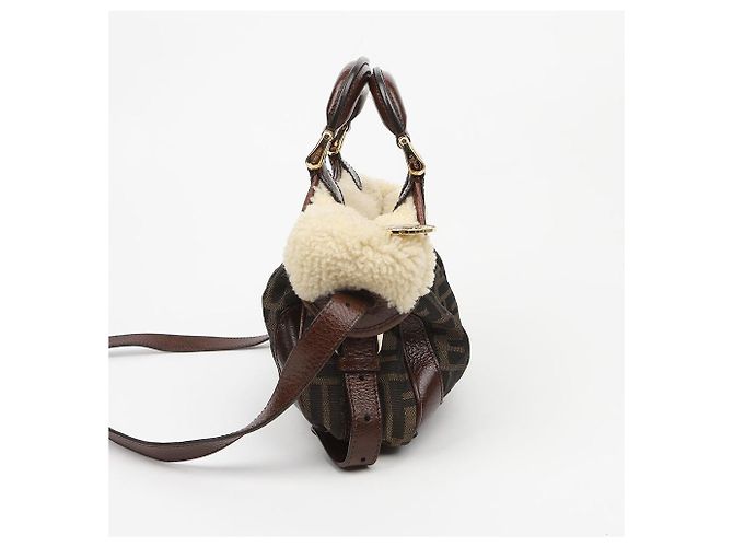 Fendi Shopper aus Kunstshearling - Ansicht 4
