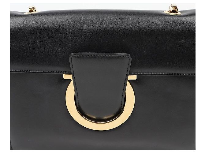 Salvatore Ferragamo Borsa a tracolla Talia Chain Black - vista 2