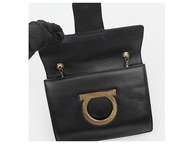 Salvatore Ferragamo Borsa a tracolla Talia Chain Black - vista 9