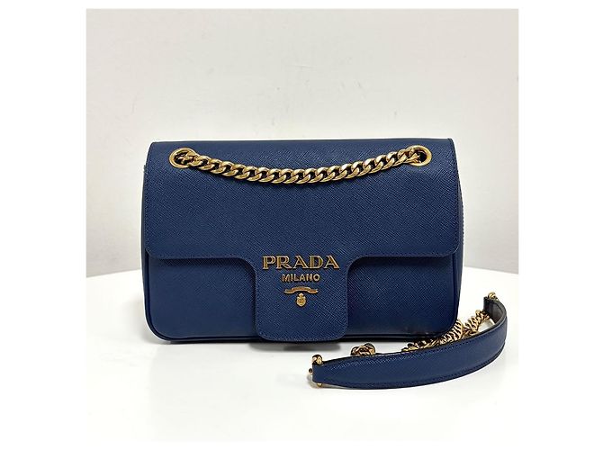 Prada Borsa a tracolla e spalla con patta in Saffiano e catena - vista 7
