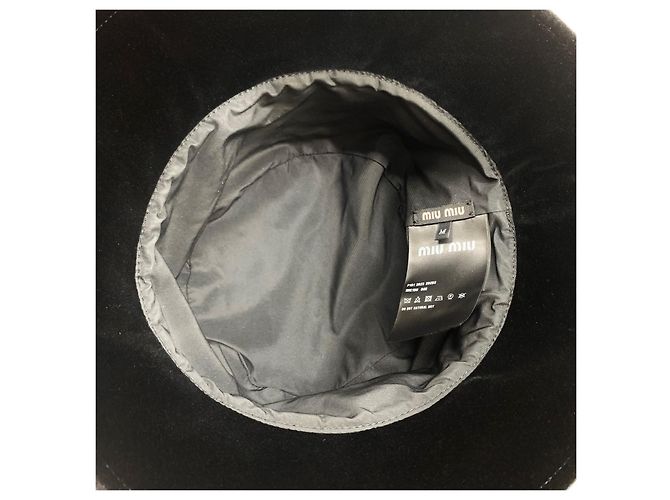 Miu Miu Cappello Bucket in Velluto Logo - vista 10