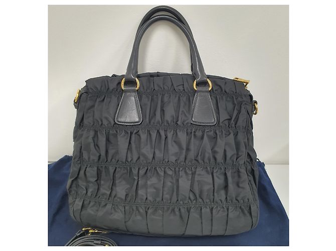Prada Bolsa de ombro em nylon gaufre - vista 5