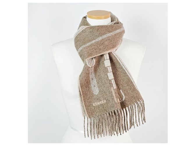 Sciarpa Hermès in cashmere beige - vista 12