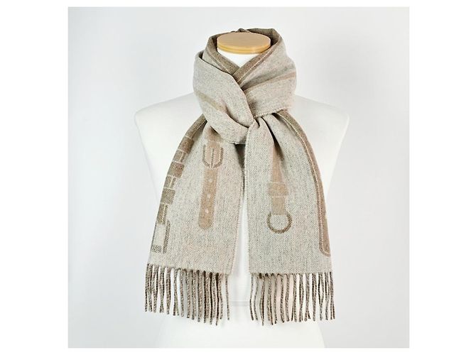 Sciarpa Hermès in cashmere beige - vista 13