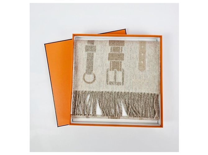Sciarpa Hermès in cashmere beige - vista 15
