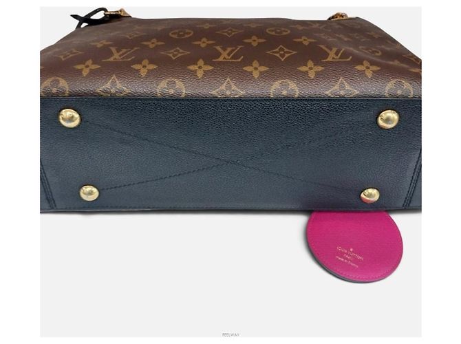 Louis Vuitton Borsa a tracolla Surene MM - vista 4