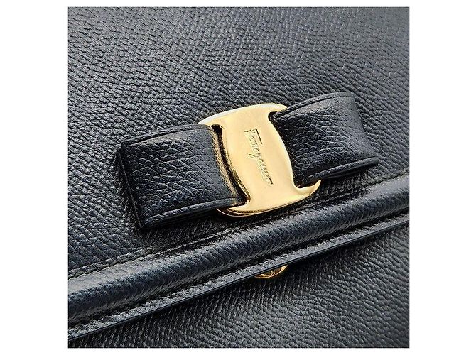 Salvatore Ferragamo Borsa a tracolla con catena e manico Bara Carry - vista 8