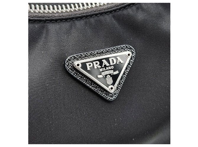 Prada Borsa Hobo Re-Edition in nylon con tracolla a catena - vista 8