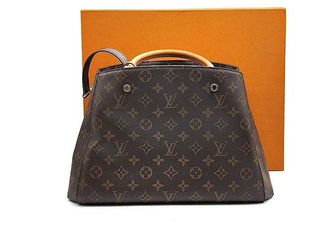 Louis Vuitton Monogram Montaigne MM - vista 9