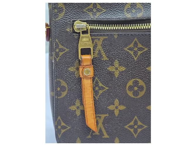 Metis Louis Vuitton Borsa a mano e a tracolla Monogram Pochette Métis - vista 24