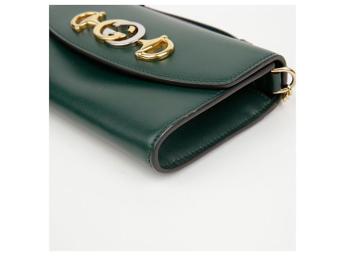 Gucci Mini Borsa a Tracolla Jumi in Pelle Verde - vista 8