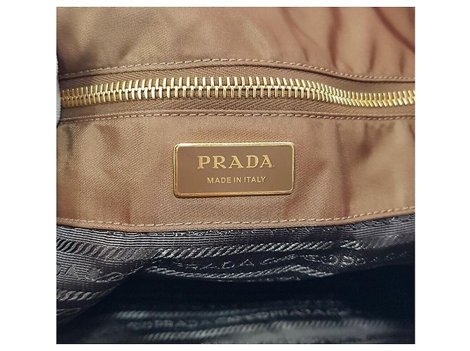 Prada Borsa a tracolla Mariner Large in nylon - vista 9