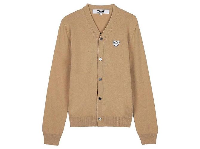 Comme Des Garcons CAMEL Unisex Cardigan mit weißem Herz-Patch - Ansicht 8