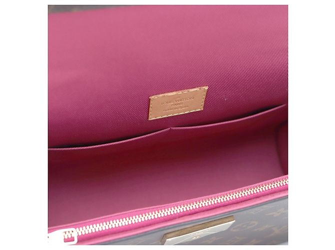 Louis Vuitton Borsa a mano e a tracolla Monogram Cluny BB - vista 22