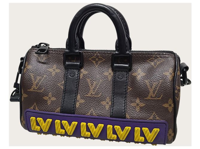 Louis Vuitton Borsa a tracolla Keepall con logo in gomma Monogram - vista 2