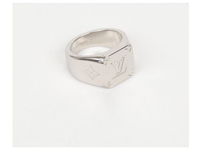 Louis Vuitton Siegelring aus Silber mit eingraviertem Monogramm - Ansicht 3