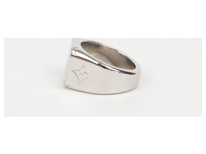 Louis Vuitton Siegelring aus Silber mit eingraviertem Monogramm - Ansicht 7