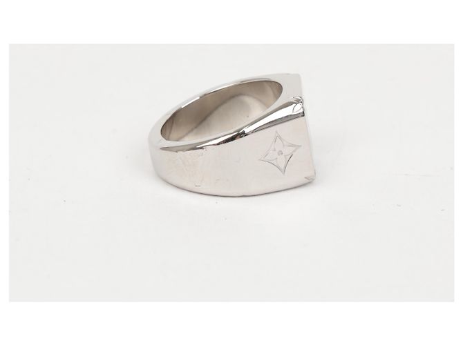 Louis Vuitton Siegelring aus Silber mit eingraviertem Monogramm - Ansicht 8