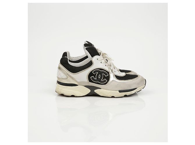 Chanel Sneakers Cruise Multi Color Black Ivory - vista 3