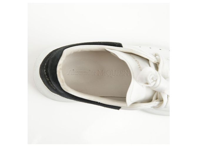 Alexander Mcqueen Sneakers Oversole White Black Tab - vista 12