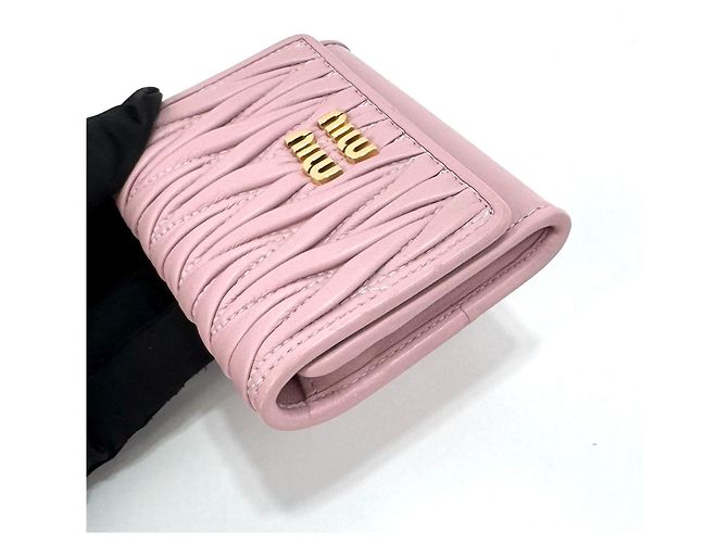 Miu Miu Tarjetero de piel Nappa acolchada - vista 9