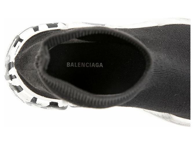 Balenciaga Sneakers Speedrunner Graffiti - vista 11