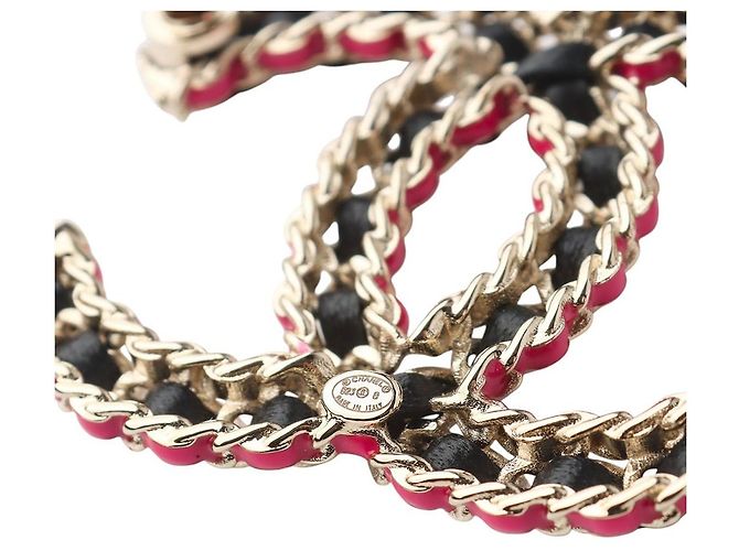 Chanel Spilla CC in vitello e metallo Oro Nero Rosa - vista 5