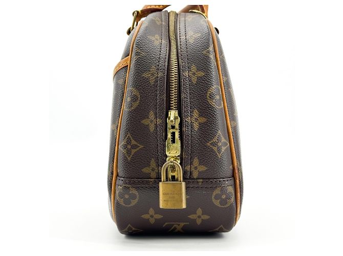Louis Vuitton Trouville Monogram Canvas Medium - vista 3