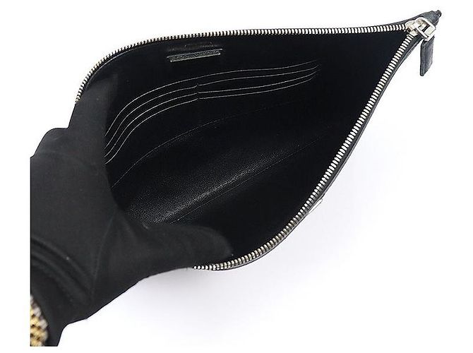 Prada Pochette Black Saffiano Triangle Logo - vue 5