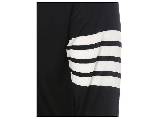 Thom Browne Klassischer Cardigan aus Merinowolle mit diagonalem Armband - Ansicht 8