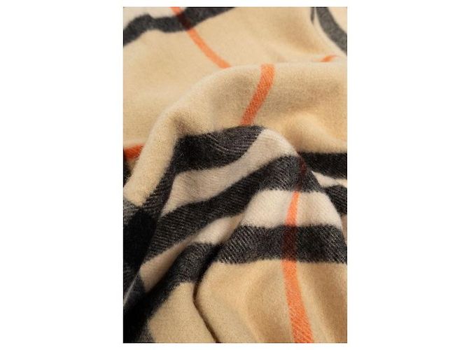 Burberry Kaschmirschal mit großem Karomuster - Ansicht 4