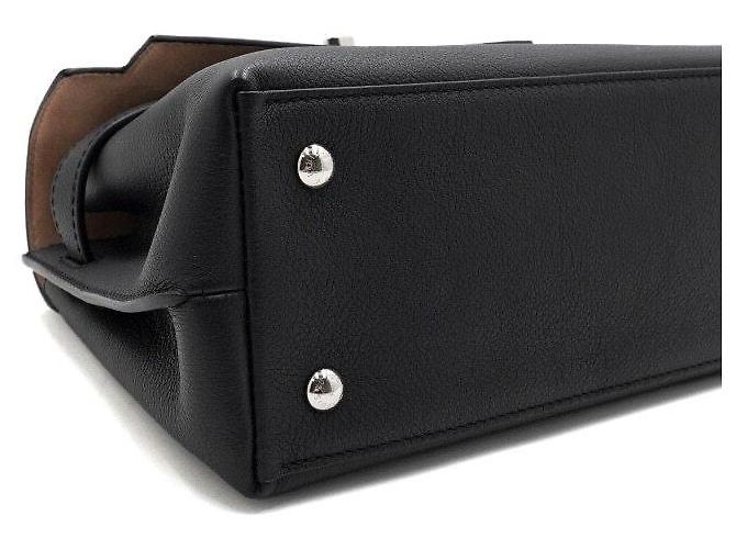 Louis Vuitton Borsa Tote e Borsa a Spalla Lockme Ever BB - vista 8