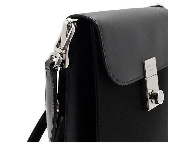 Prada Borsa a spalla e borsa a tracolla in nylon nero con logo - vista 8