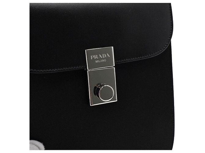 Prada Borsa a spalla e borsa a tracolla in nylon nero con logo - vista 9