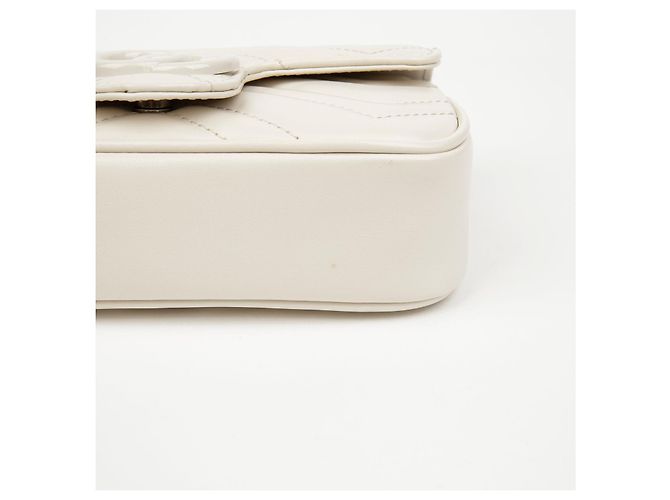 Gucci Gürteltasche Weiß aus Kalbsleder - Ansicht 6